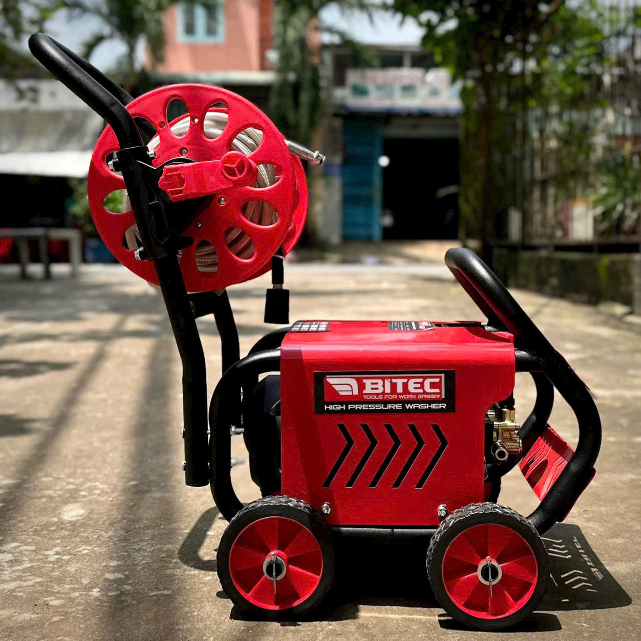 Máy xịt rửa, có chỉnh áp 3600W BITEC BT37