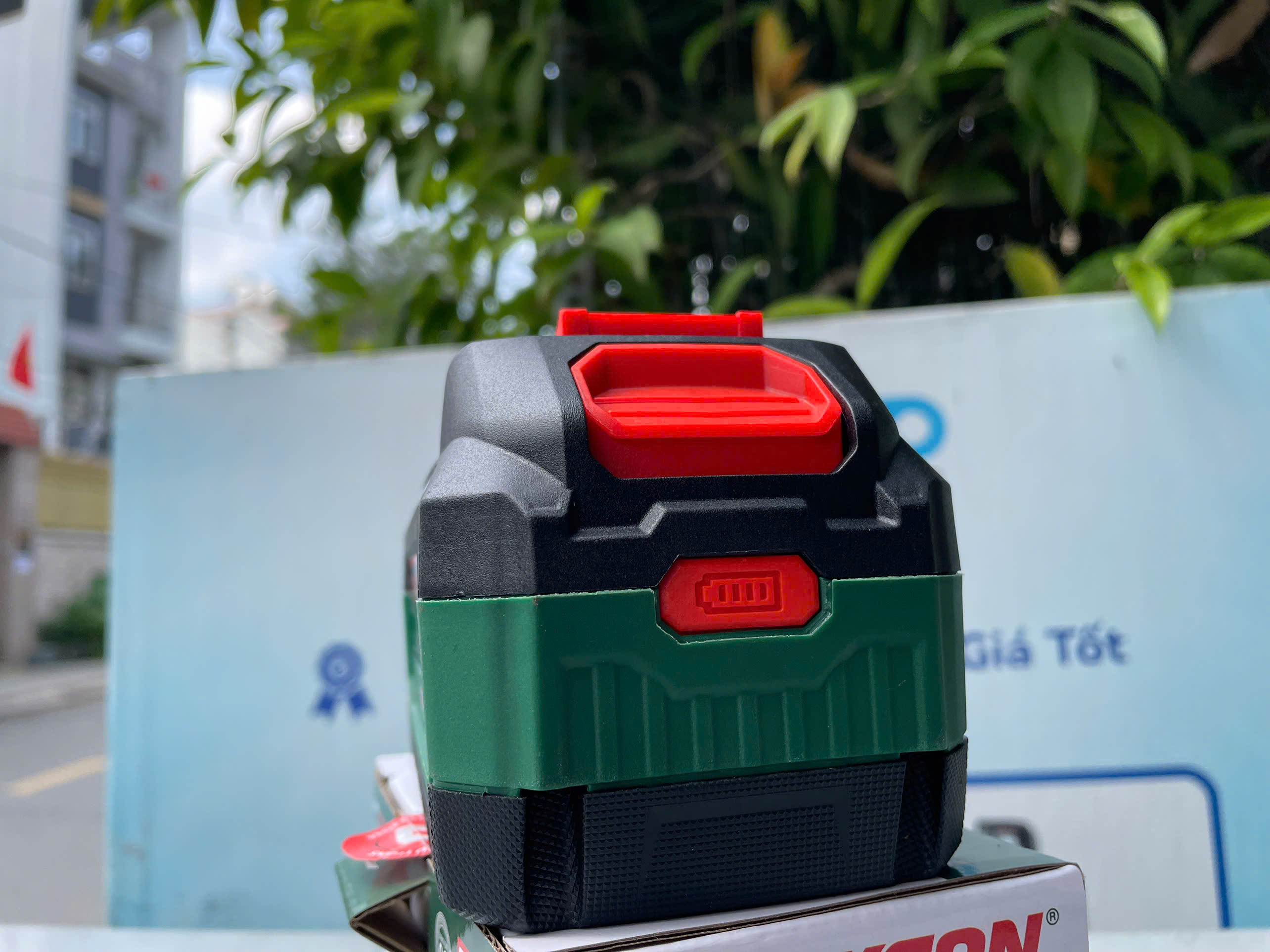 Pin Dekton 21V 6.0Ah M21-B60100Plus Dòng xã 100A