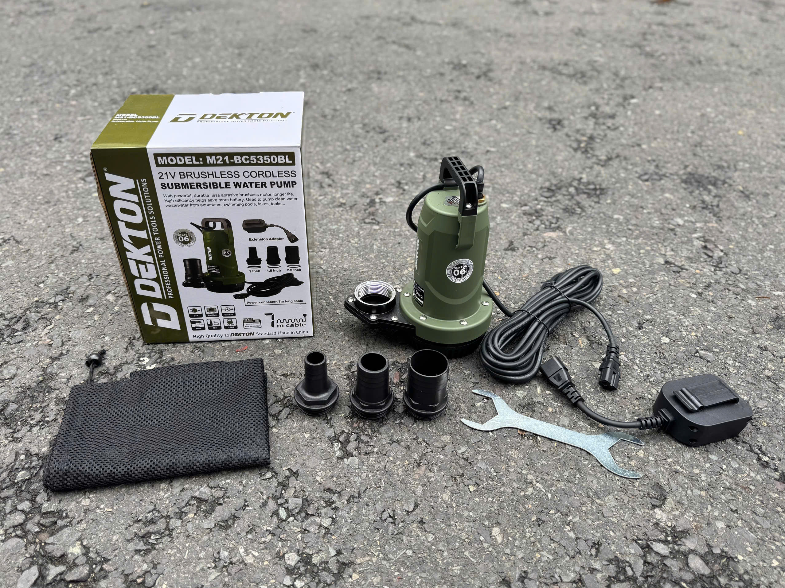 Máy bơm nước chìm DEKTON 21V M21-BC5350BL, lưu lượng 90L/phút