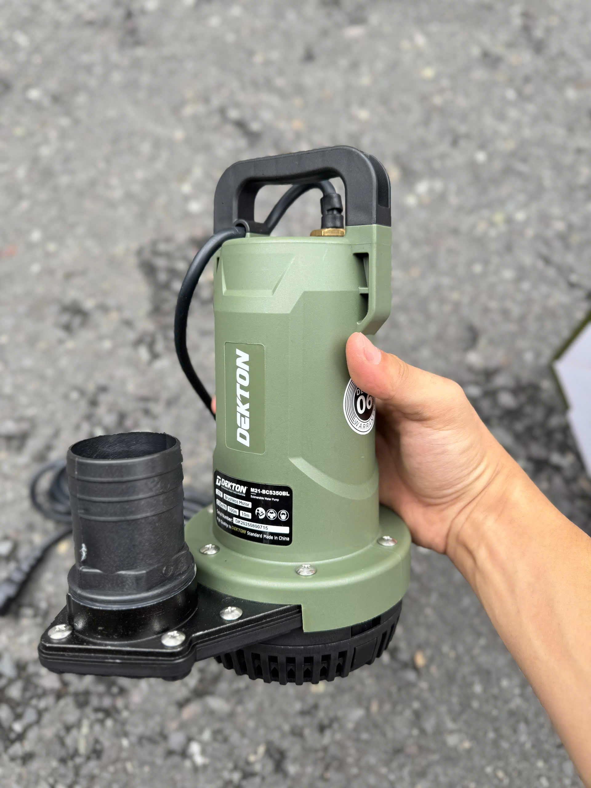 Máy bơm nước chìm DEKTON 21V M21-BC5350BL, lưu lượng 90L/phút