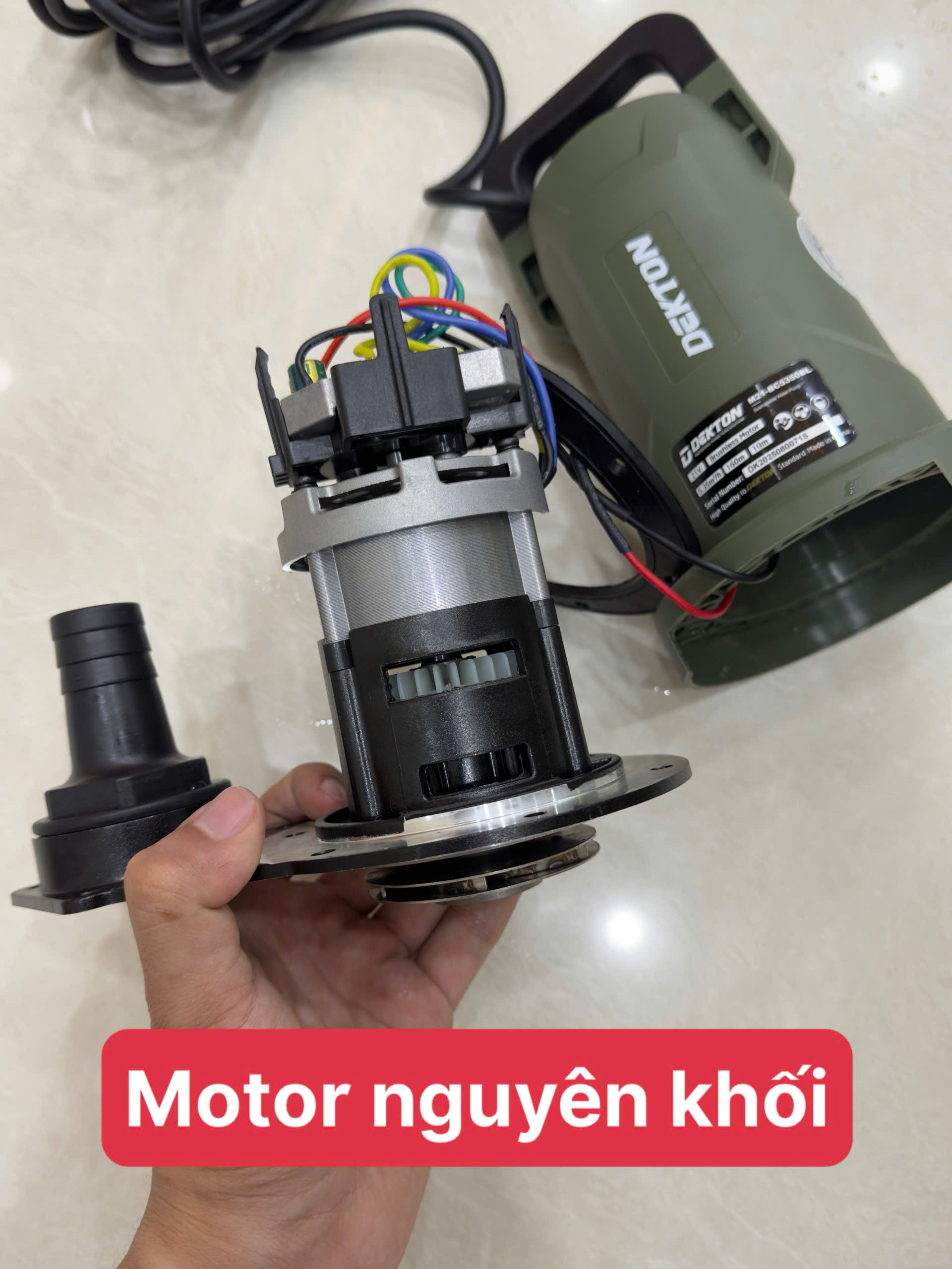 Máy bơm nước chìm DEKTON 21V M21-BC5350BL, lưu lượng 90L/phút