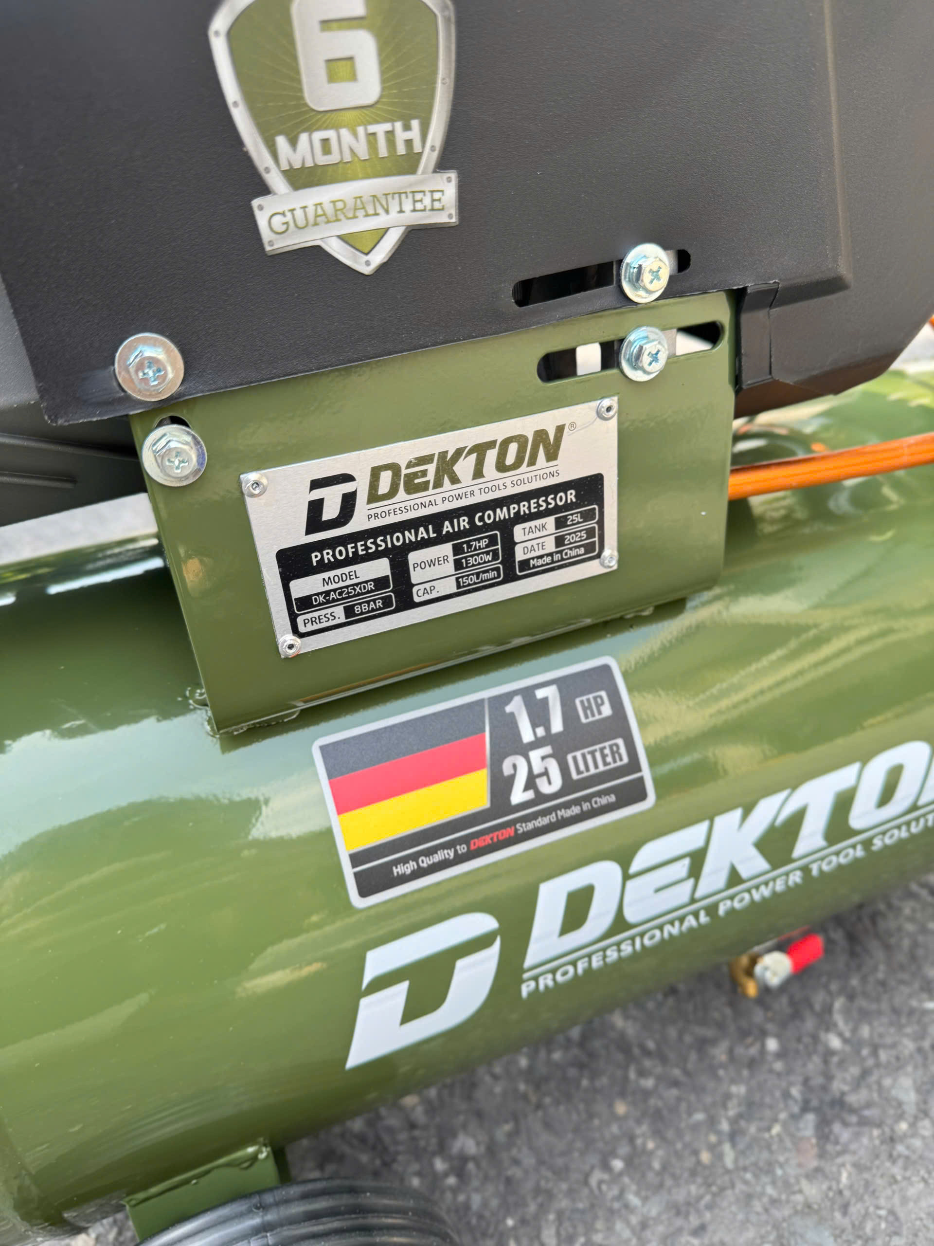 Máy Nén Khí Chạy Dầu Dekton DK-AC39XDR – Bình 39L