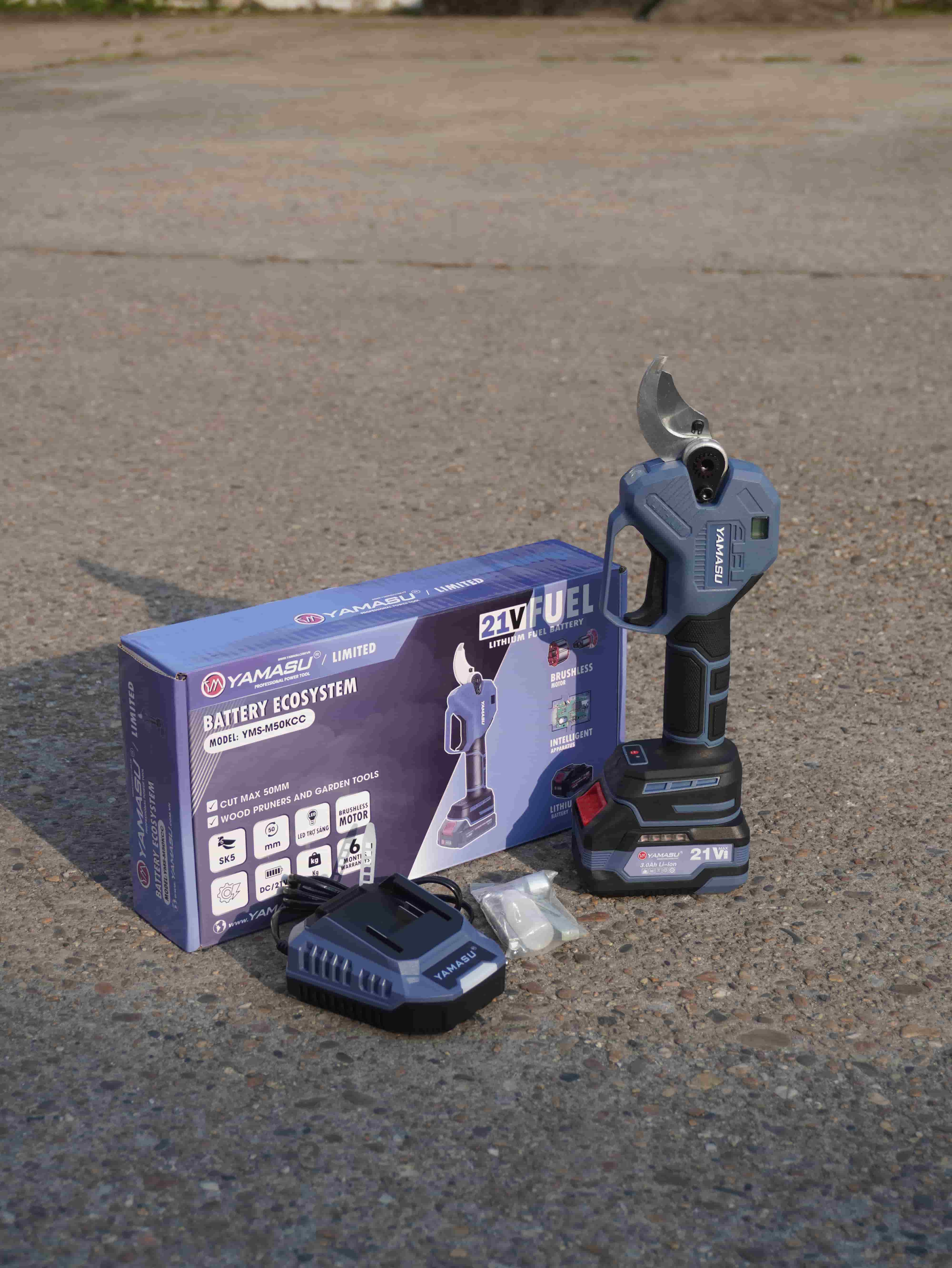 Kéo cắt cành pin Yamasu YMS-M50KCC