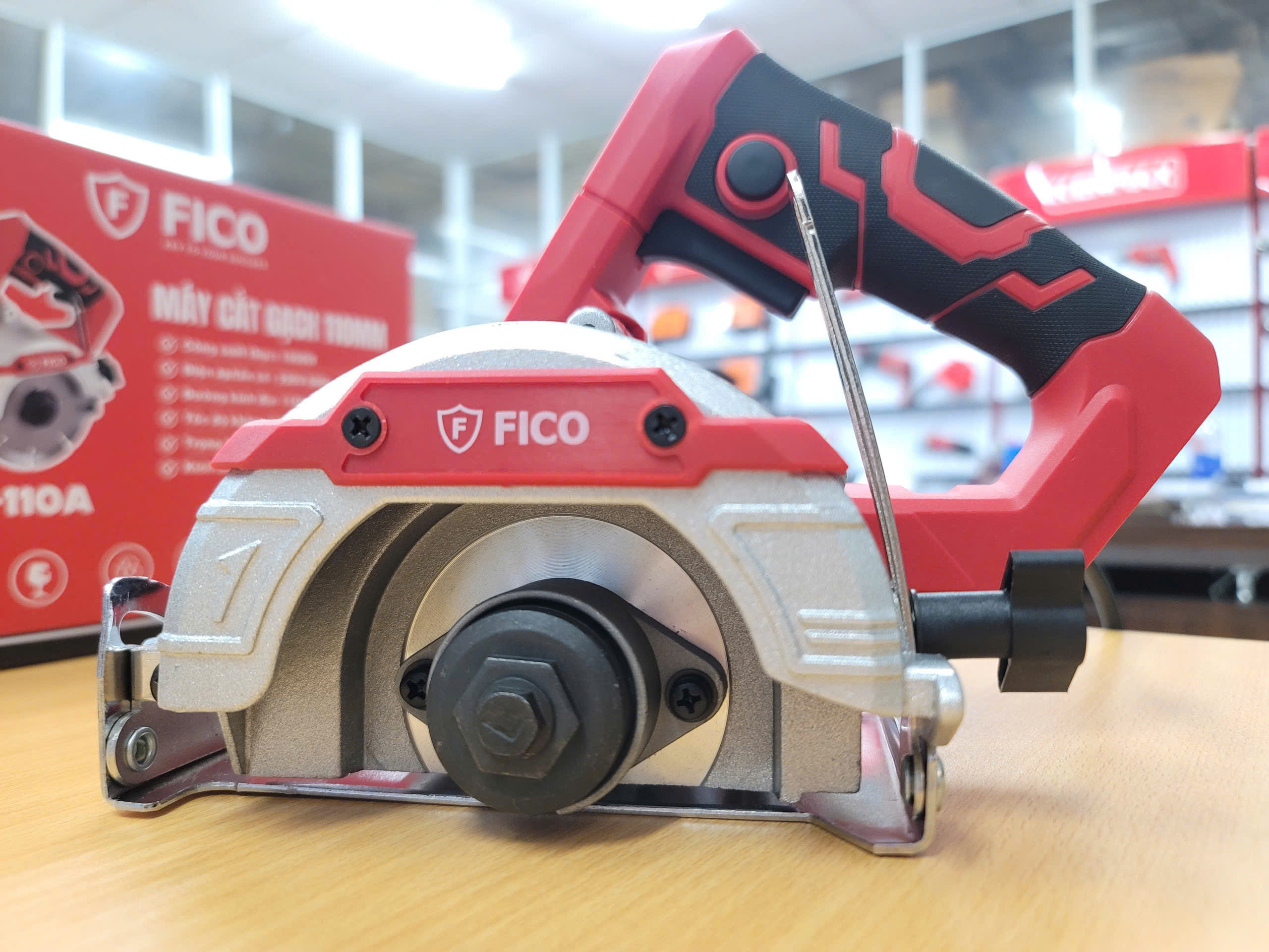Máy Cắt Gạch , gỗ FICO FC-110A 1050W Tặng kèm đĩa , Full Phụ kiện