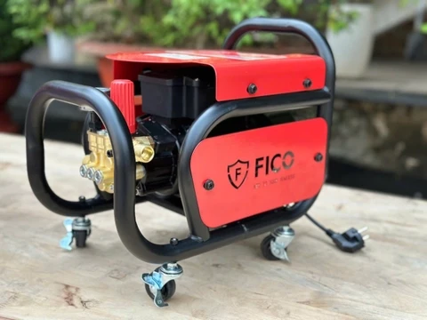 Máy Xịt Rửa Cao Cấp FICO FC-3000 -Công Suất 3000W