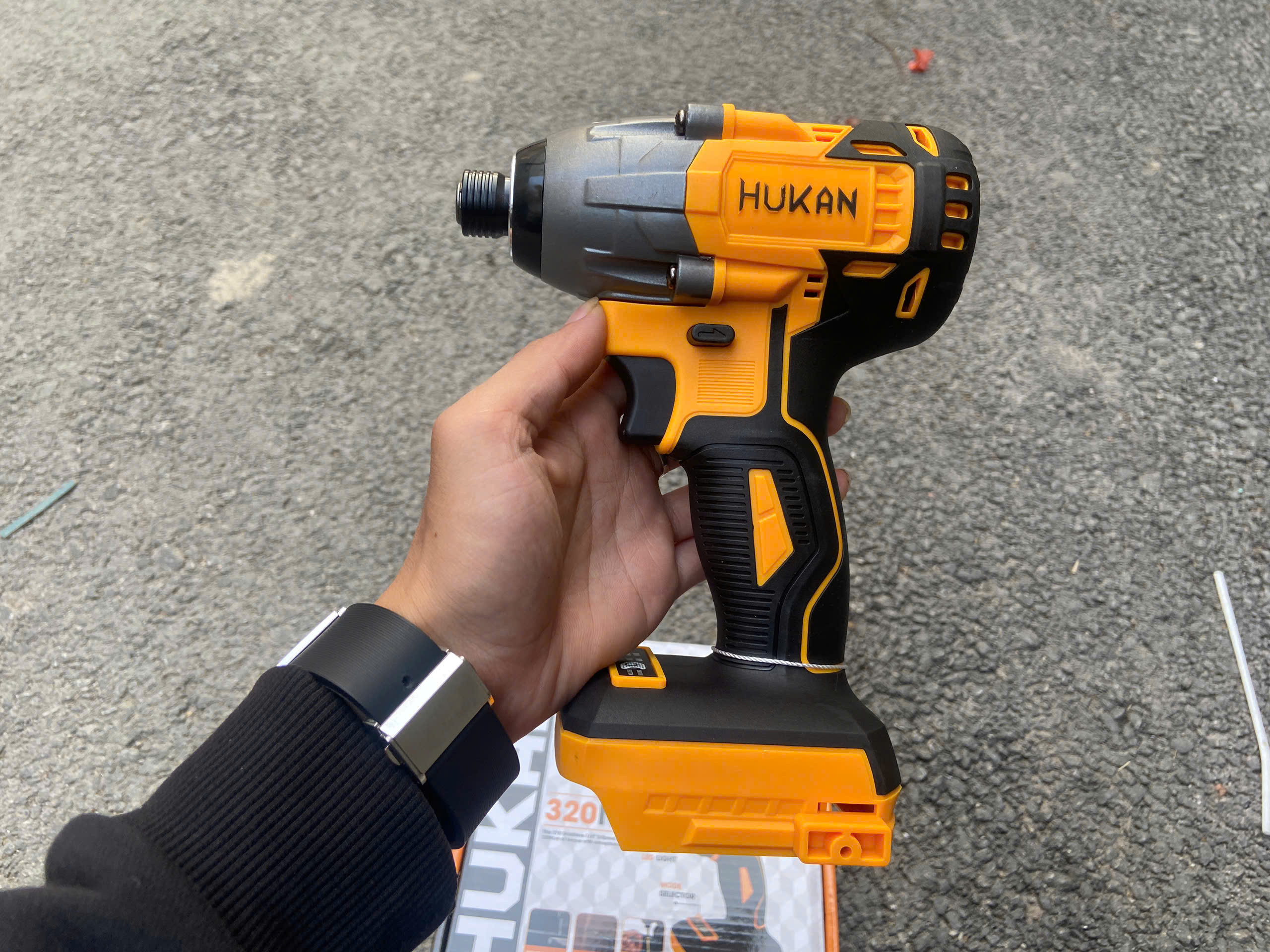 Thân máy chuyên vít búa (GEN 1) G1CV-X2i Vàng 