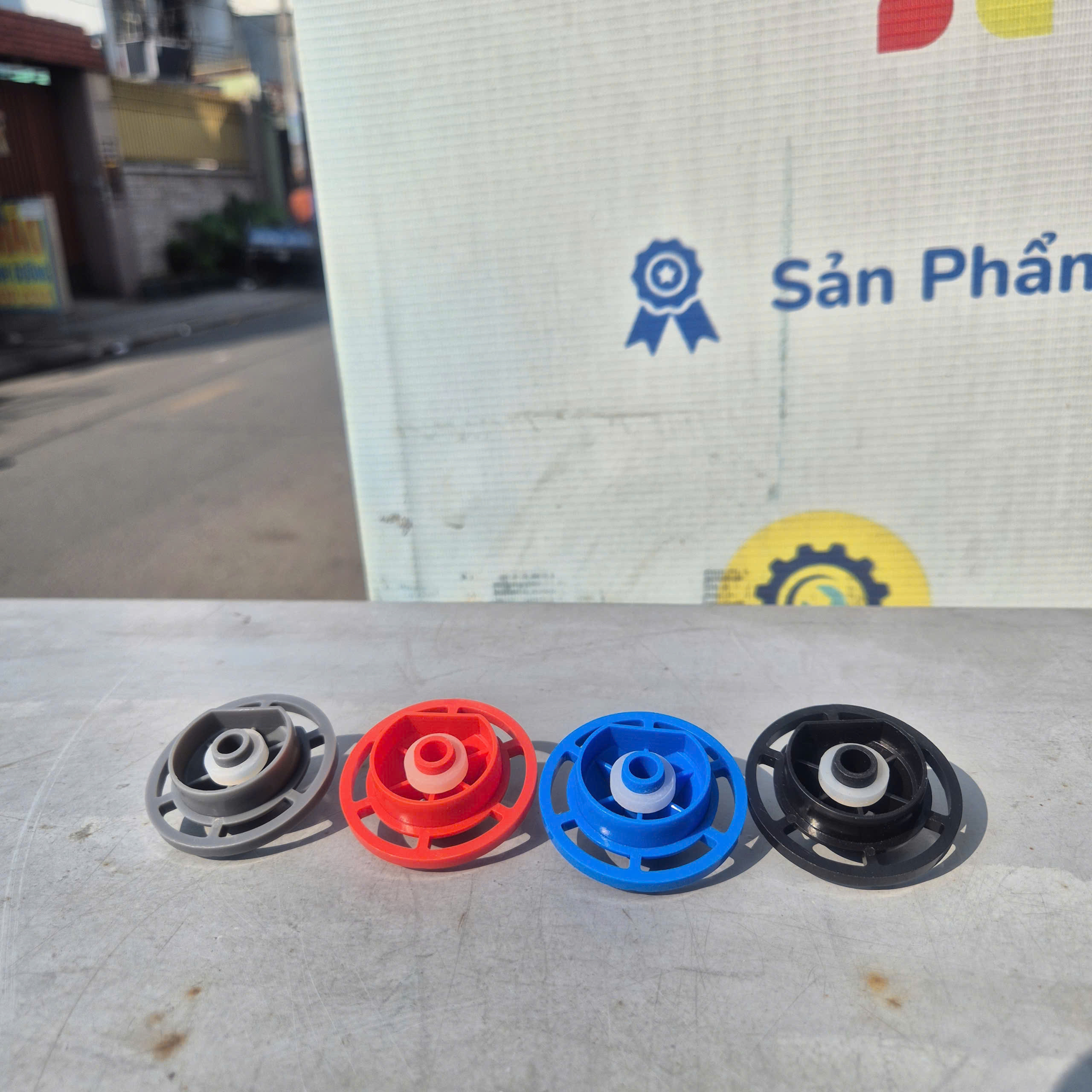 Máy phun sơn cầm tay dùng pin 21V GAOCHENG GN-CS1704