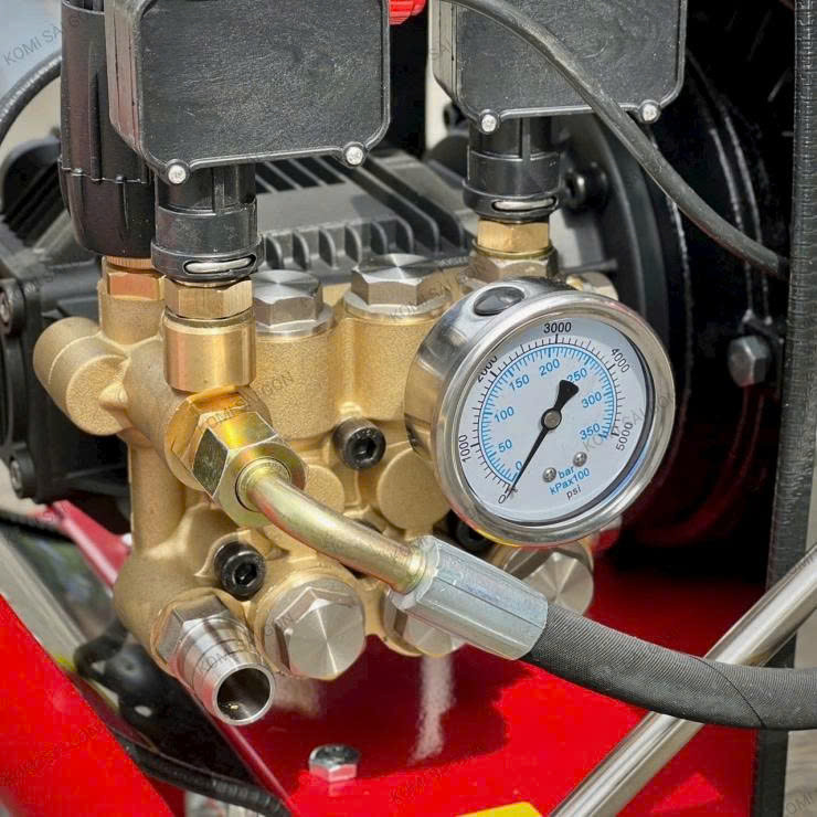 Máy xịt rửa công nghiệp 4.0kW DDeko DK-X40