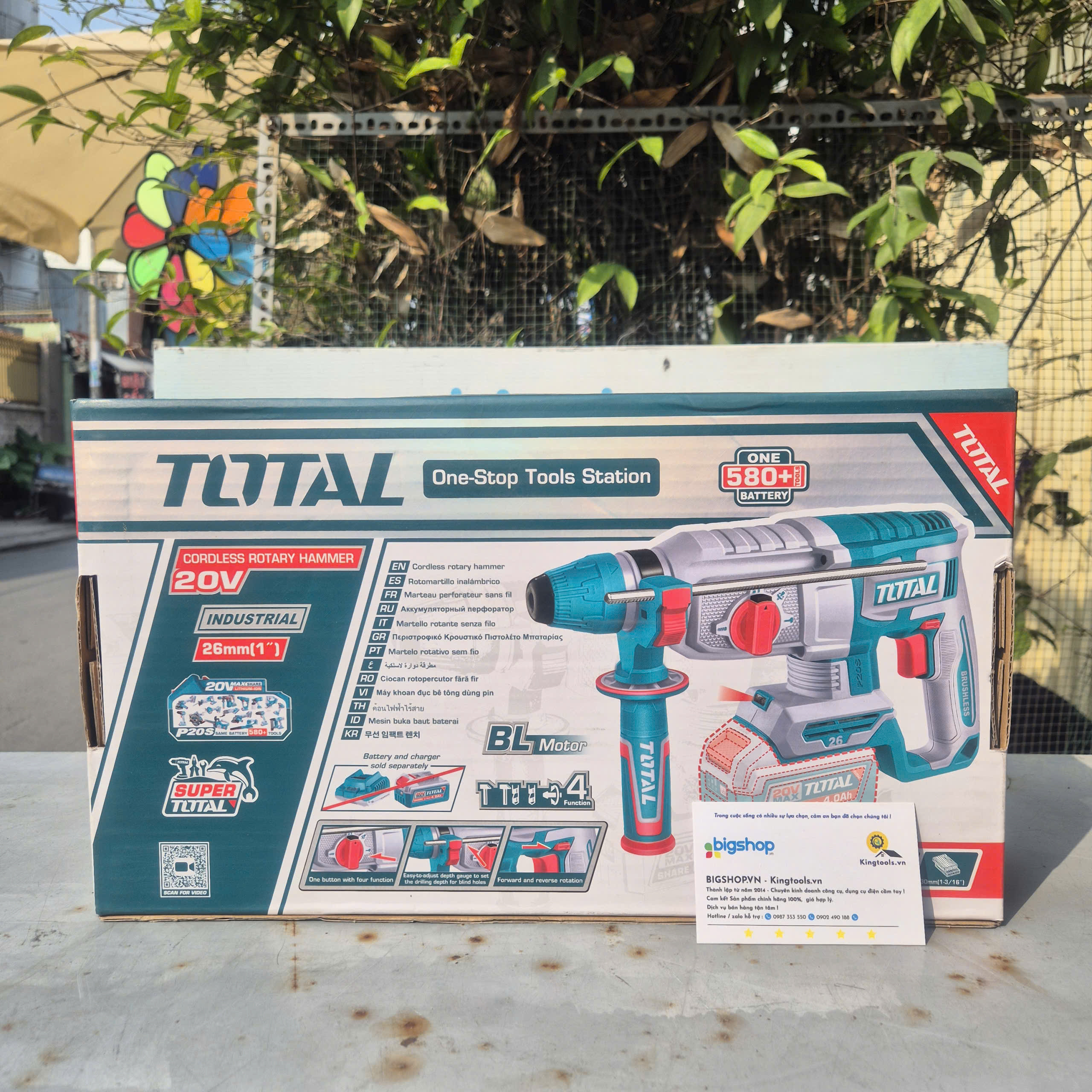 Máy khoan bê tông 3 chức năng dùng pin 20V Total TRHLI20268 (Chưa Pin & Sạc)	