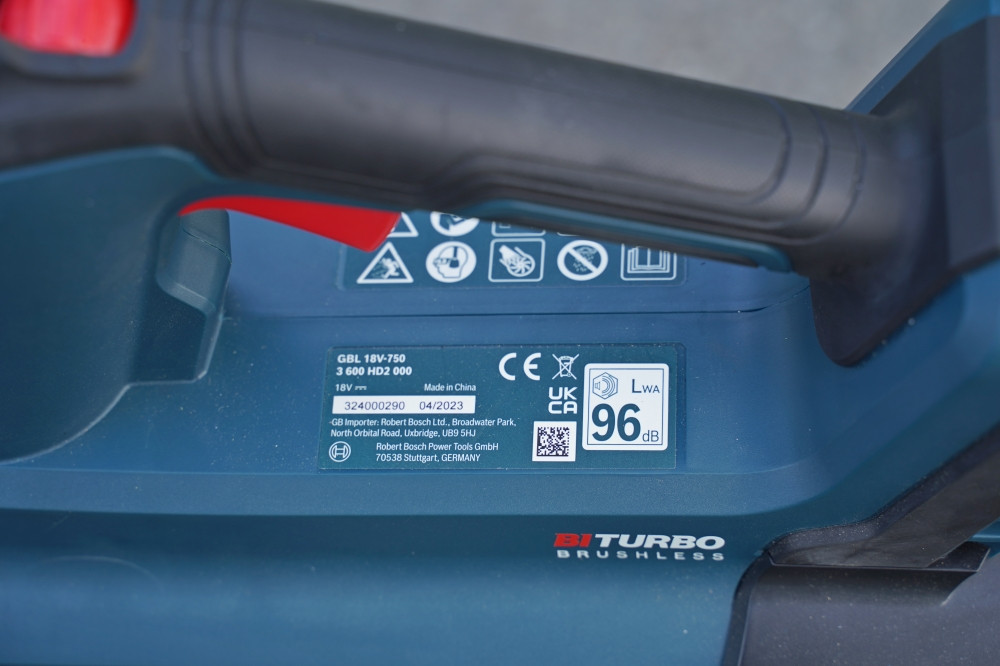 Máy Thổi Dùng Pin 18V Bosch GBL 18V-750 (Chưa Pin & Sạc)