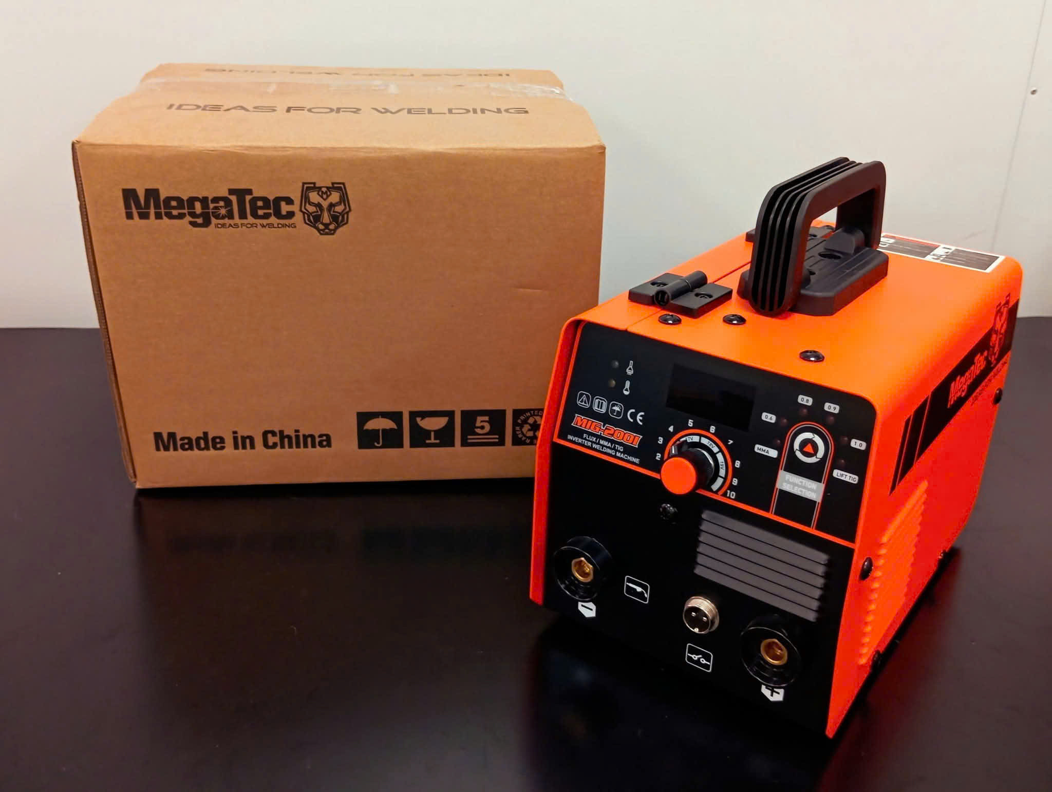 Máy hàn mig  Megatec NB/MIG-200I