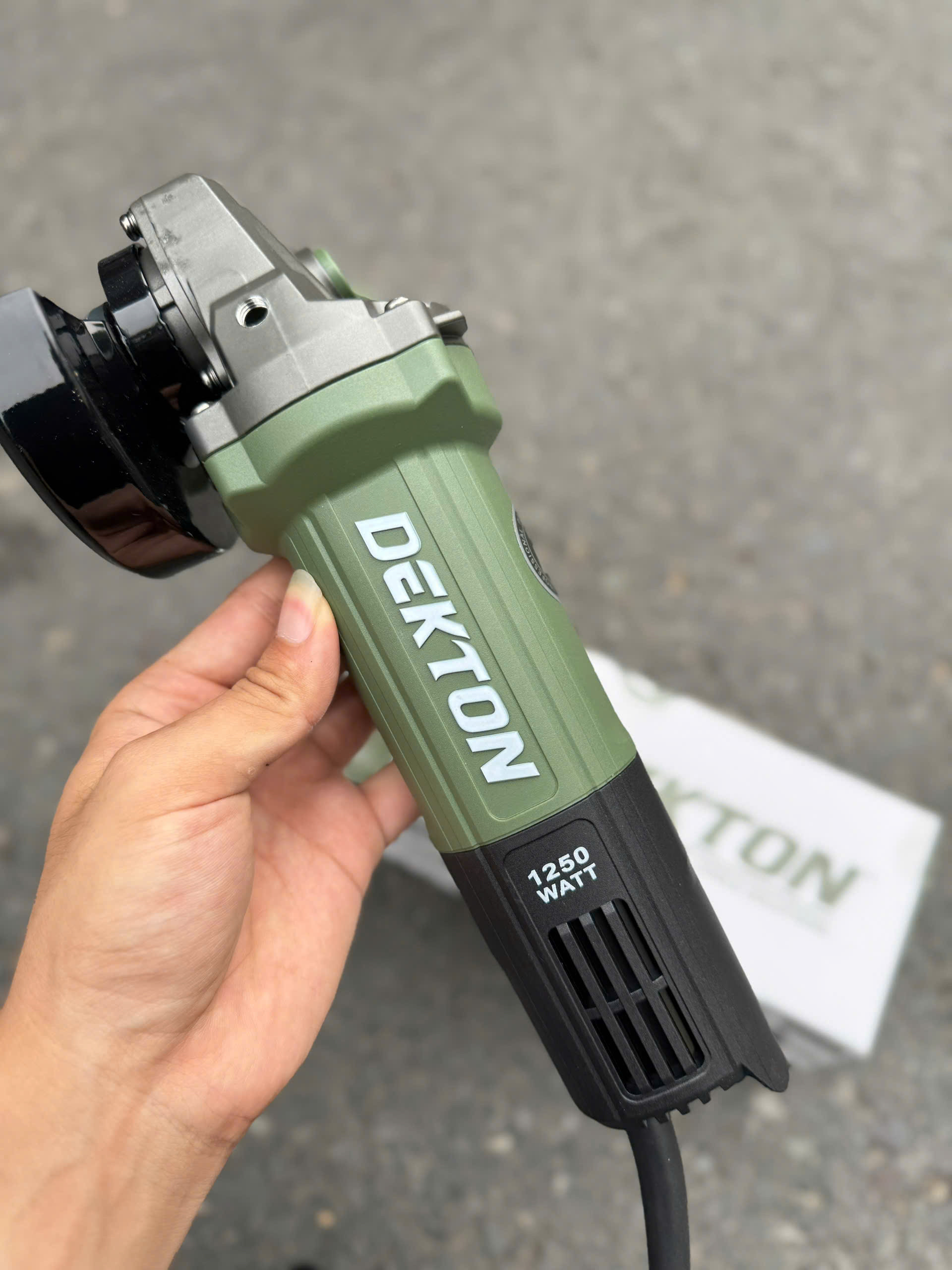 Máy mài tay ngắn công tắc đuôi DEKTON DK-AG1250XCP – 1250W