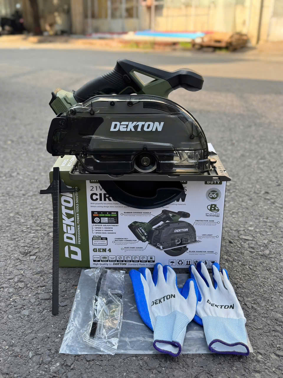 Máy cưa gỗ Pin 21V Dekton M21-CG185PROMAX