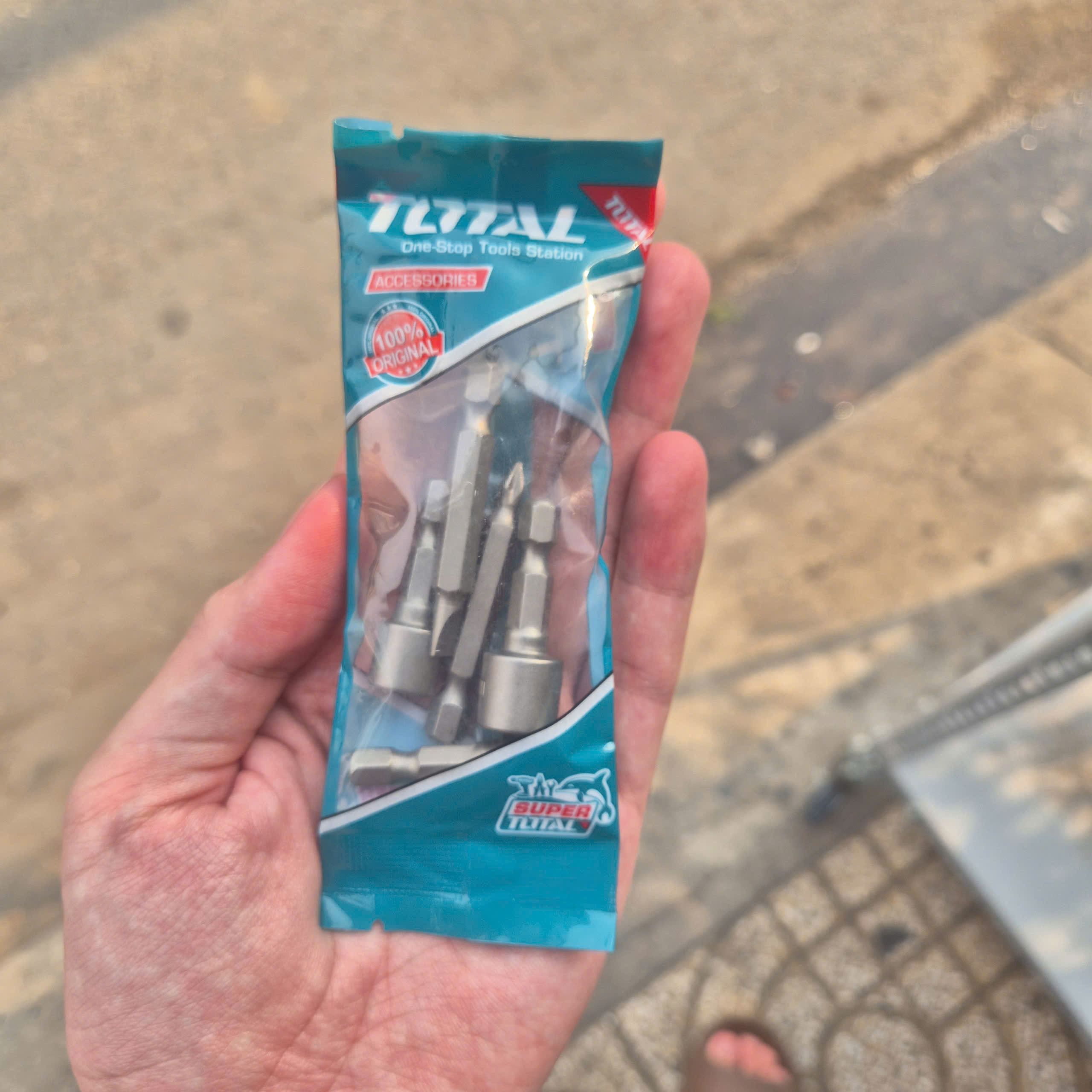 Máy Siết Vít Không Chổi Than TOTAL TIRLI16178 16V – 170Nm, 2 Pin 2.0Ah, Chính Hãng