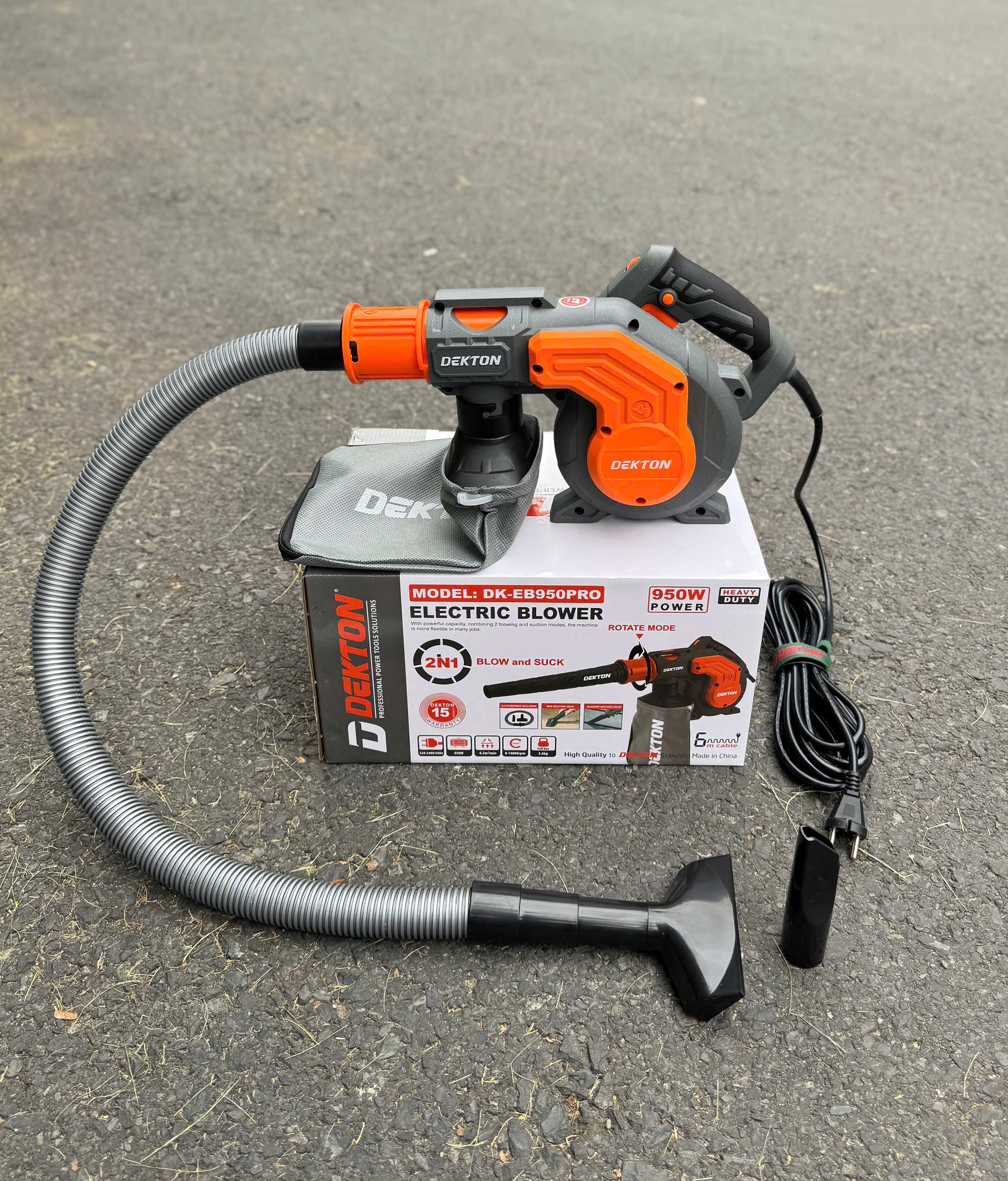 Máy Thổi Bụi & Hút Bụi Dekton DK-EB950PRO / DK-EB950XPRO 950W