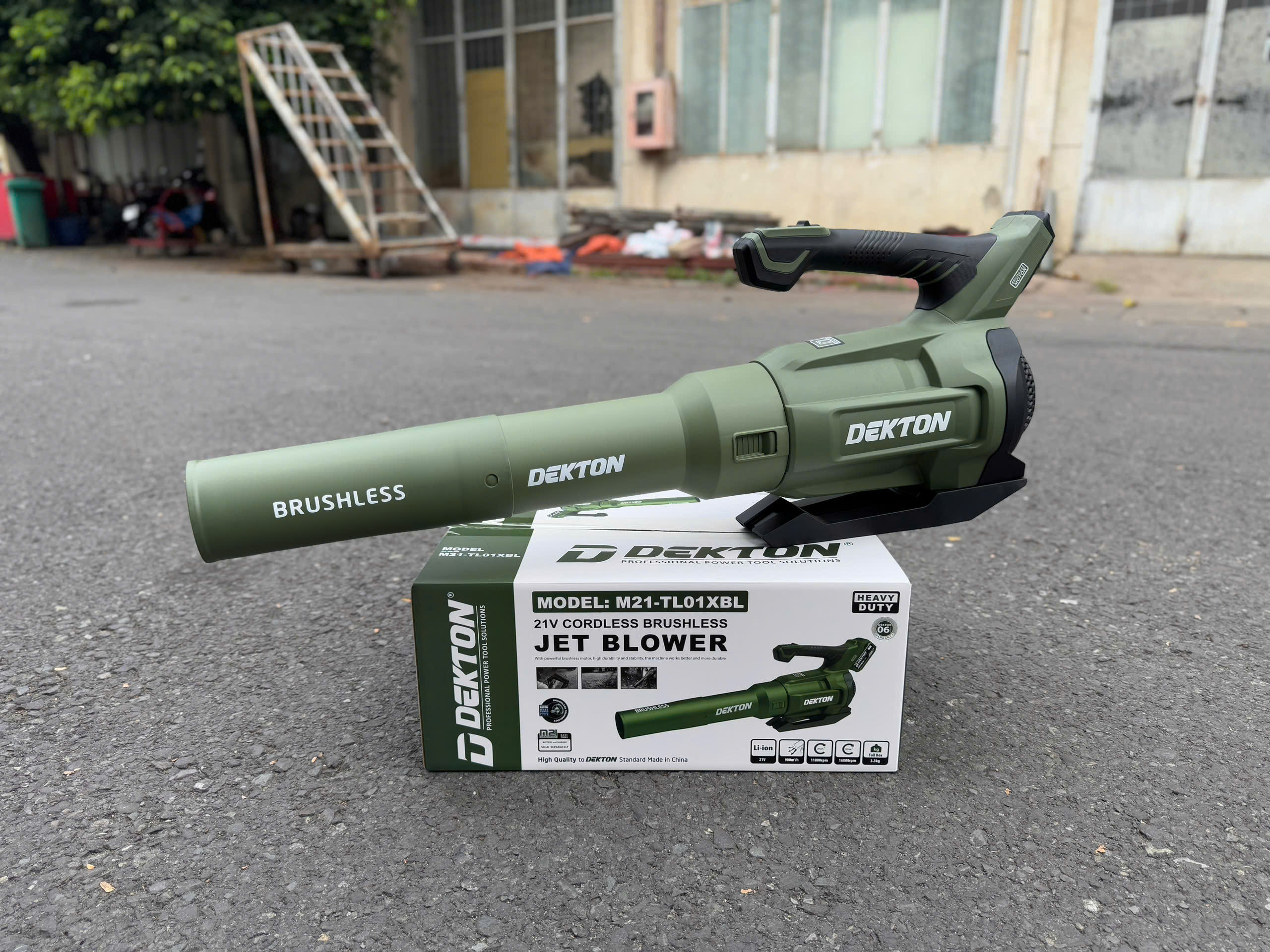 Máy Thổi Bụi, Thổi Lá DEKTON M21-TL01XBL 21V Không Chổi Than