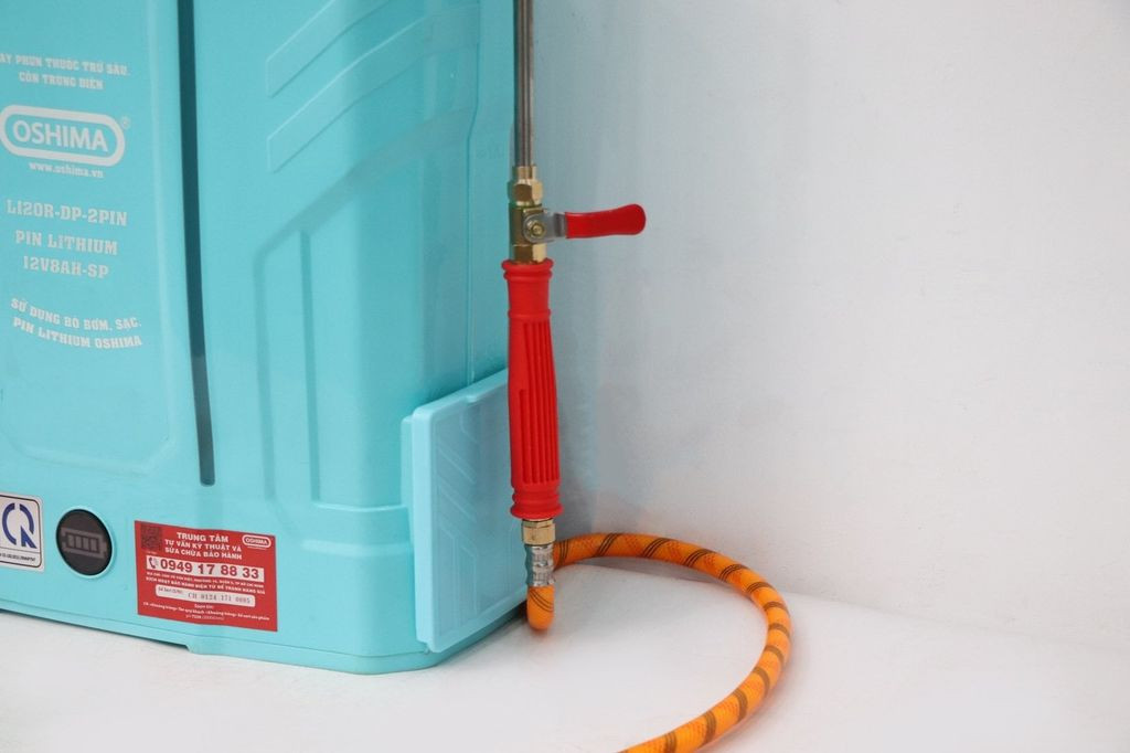 Máy phun thuốc trừ sâu, côn trùng điện OSHIMA Li20R-DP-pin Xanh Pin lithium 12V8Ah-SP