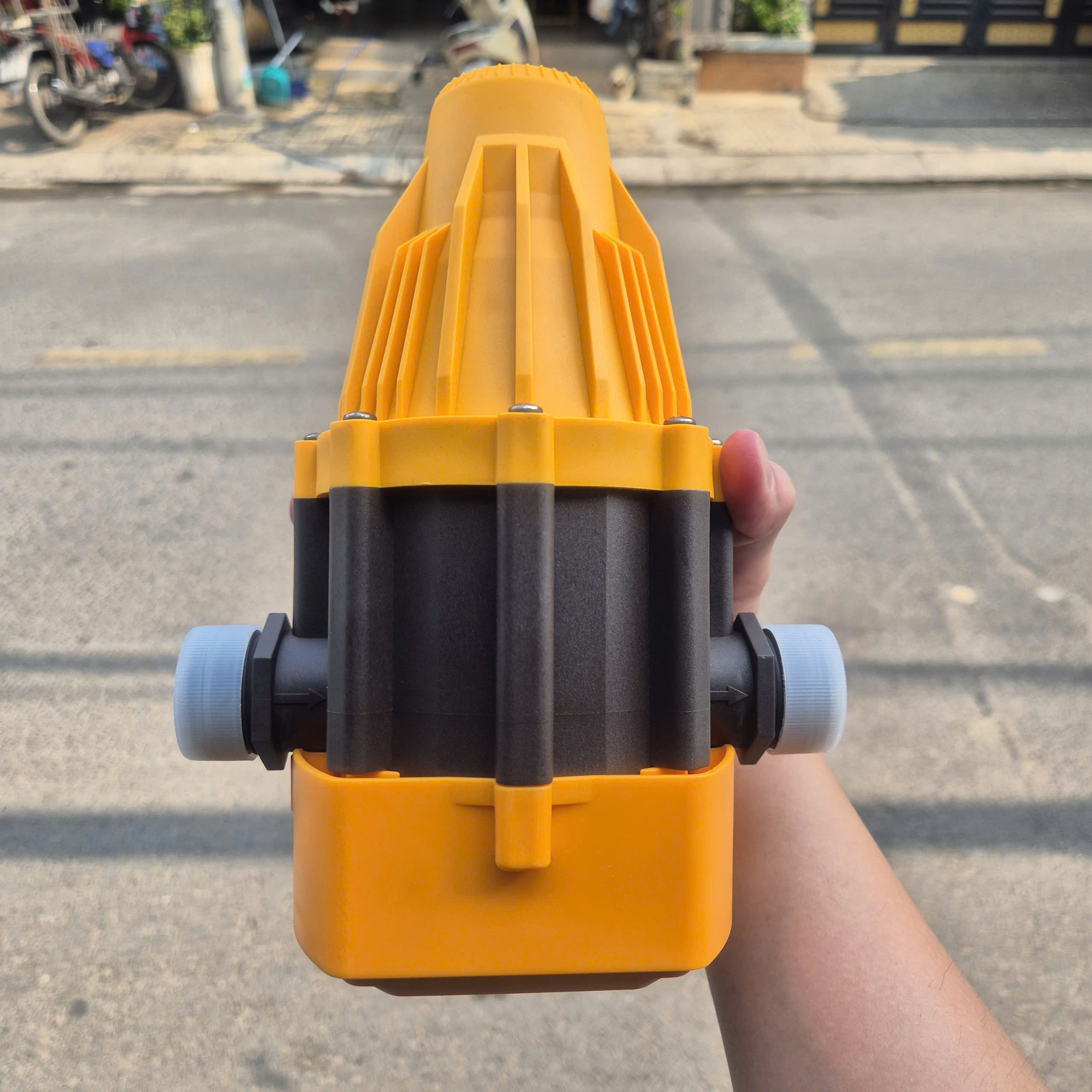 Máy Rờ Le Bơm Nước Tự Động Bằng Áp Suất INGCO WAPS001