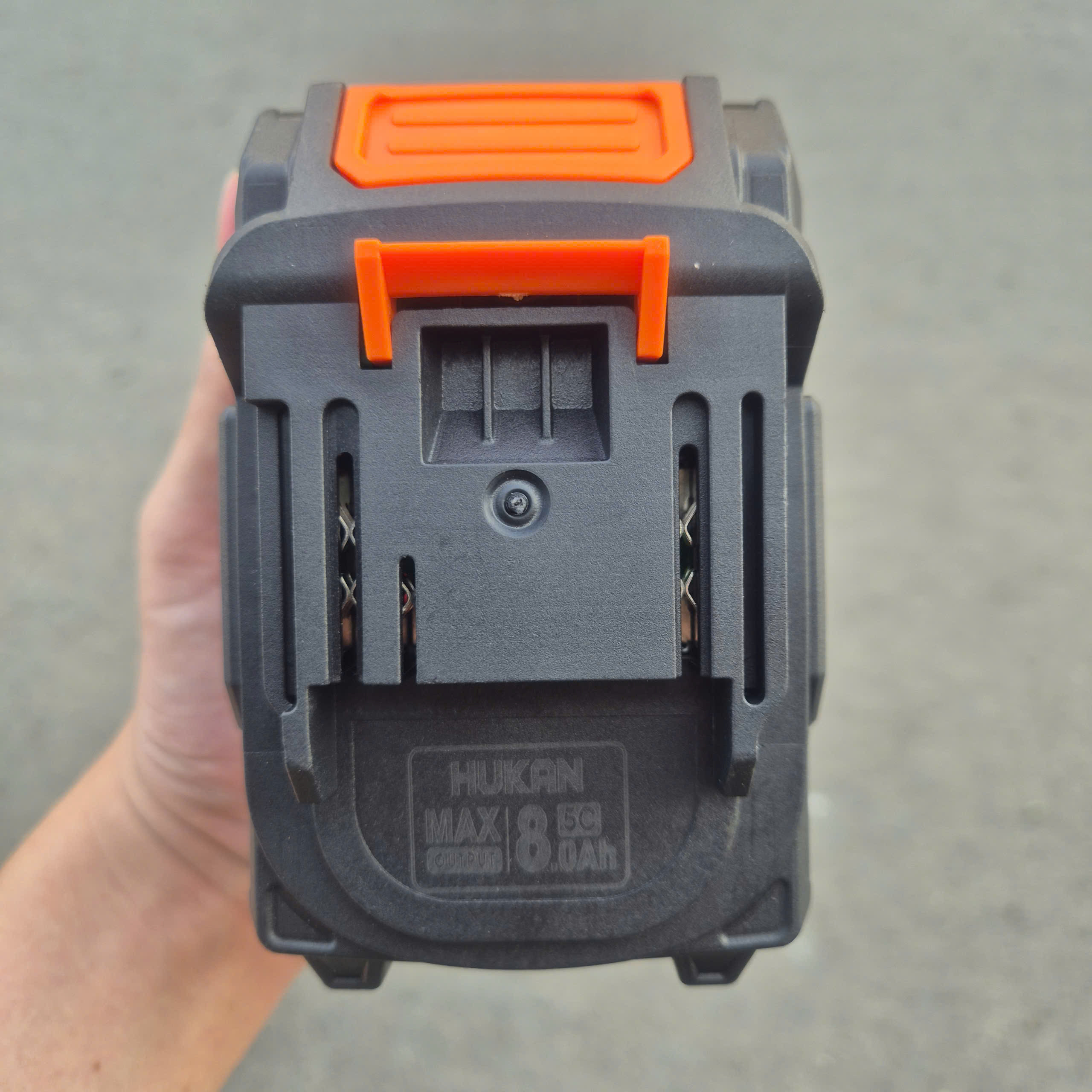 Bộ pin 8.0Ah-5C và sạc 1.5Ah (Gen 1) HUKAN G1-P0806