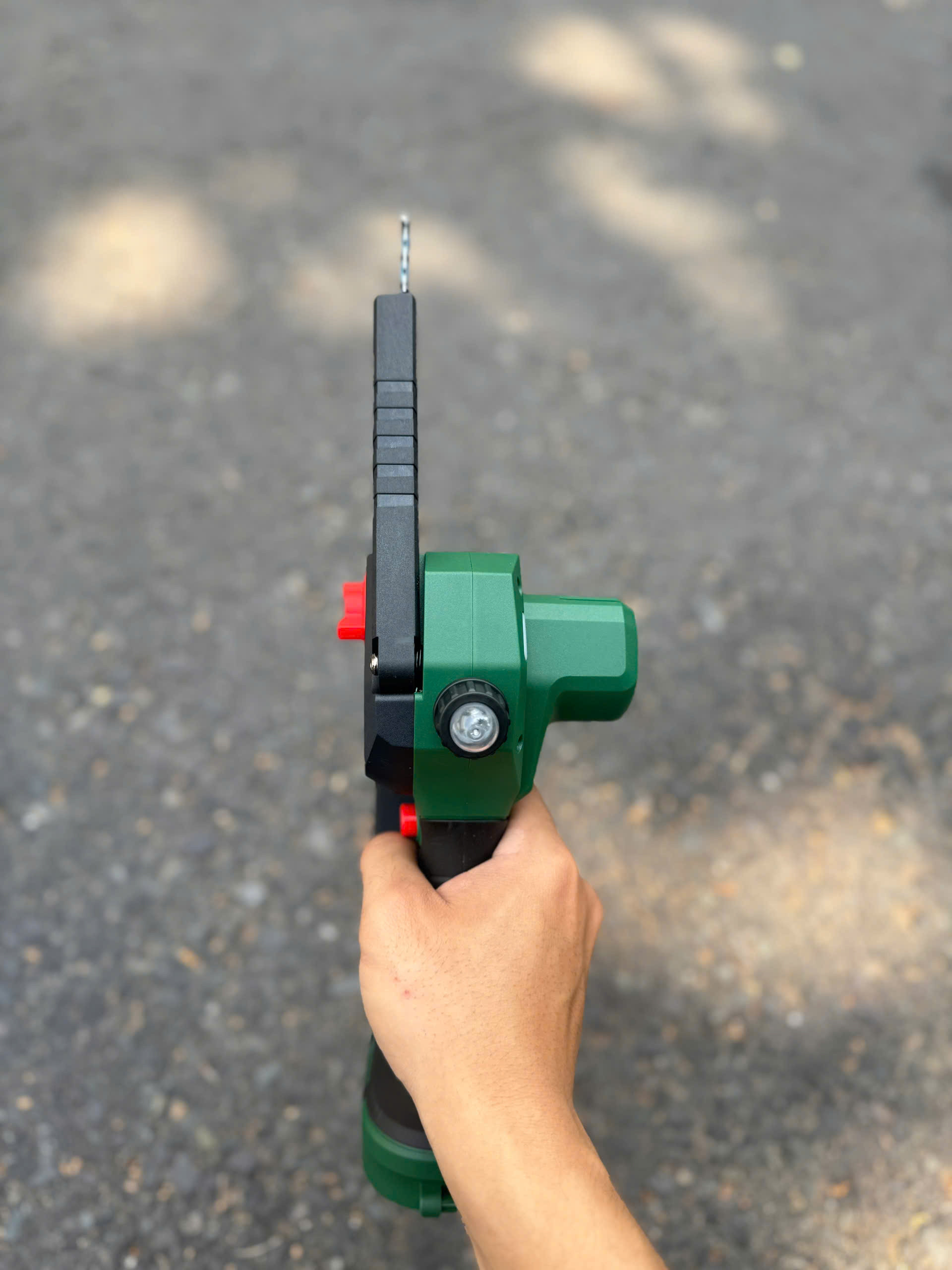 Thân máy cưa xích 6 inch dùng pin 21V DEKTON M21-CX06CP