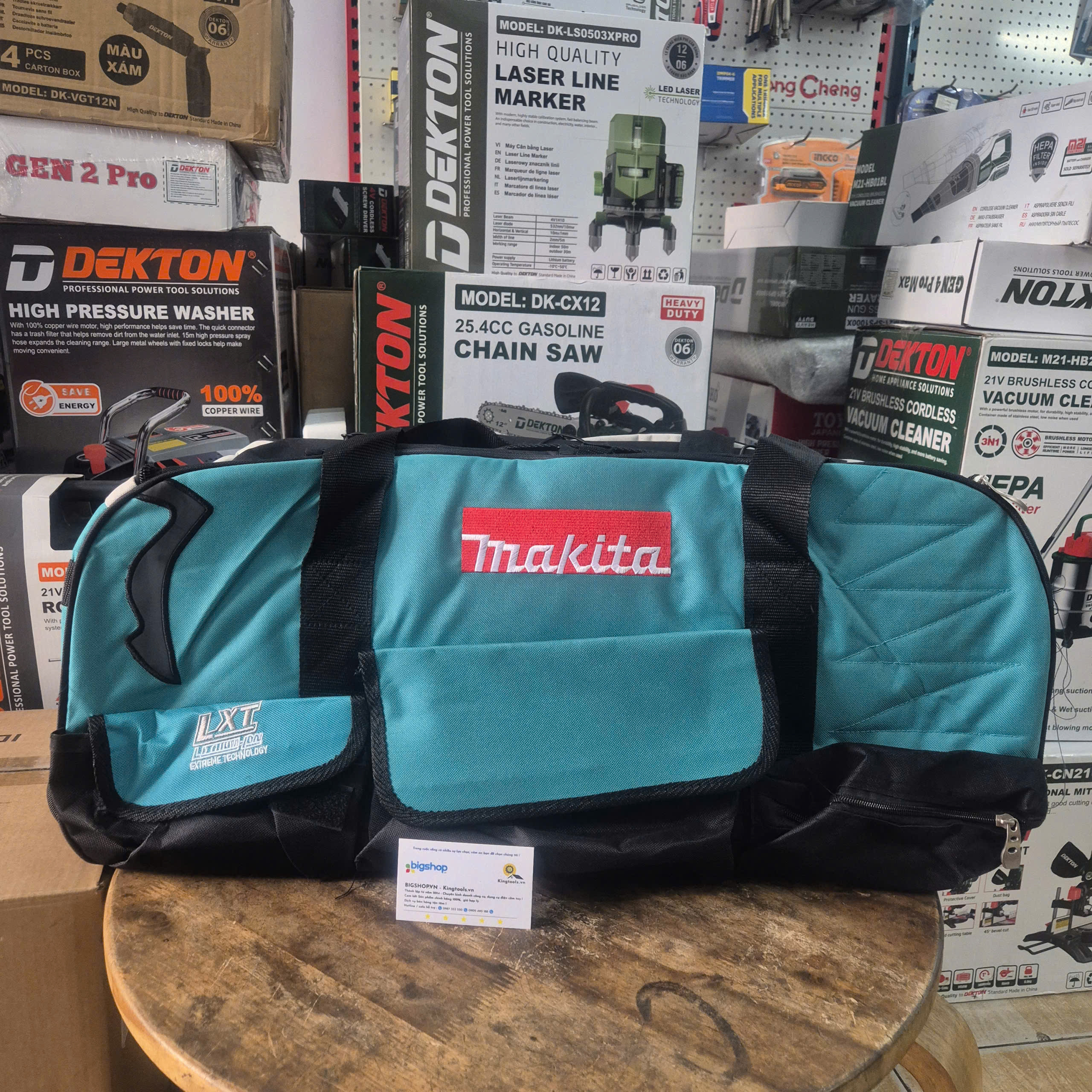 Túi đựng dụng cụ Makita 831269-3 - Có ngăn lớn, bánh xe