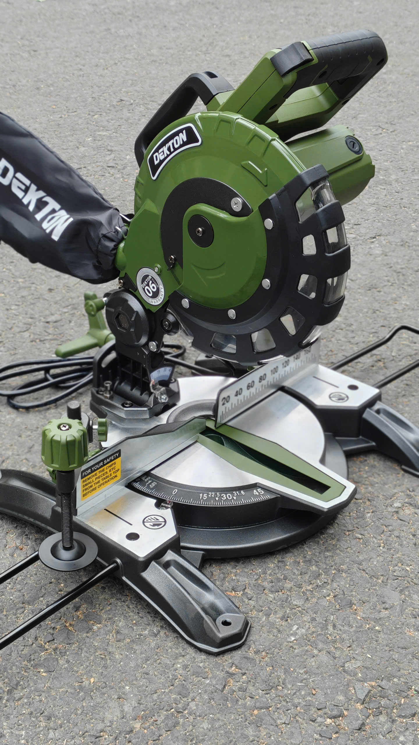 Máy cắt nhôm gỗ đa năng DEKTON DK-CN210XPROMAX – CS 1450W