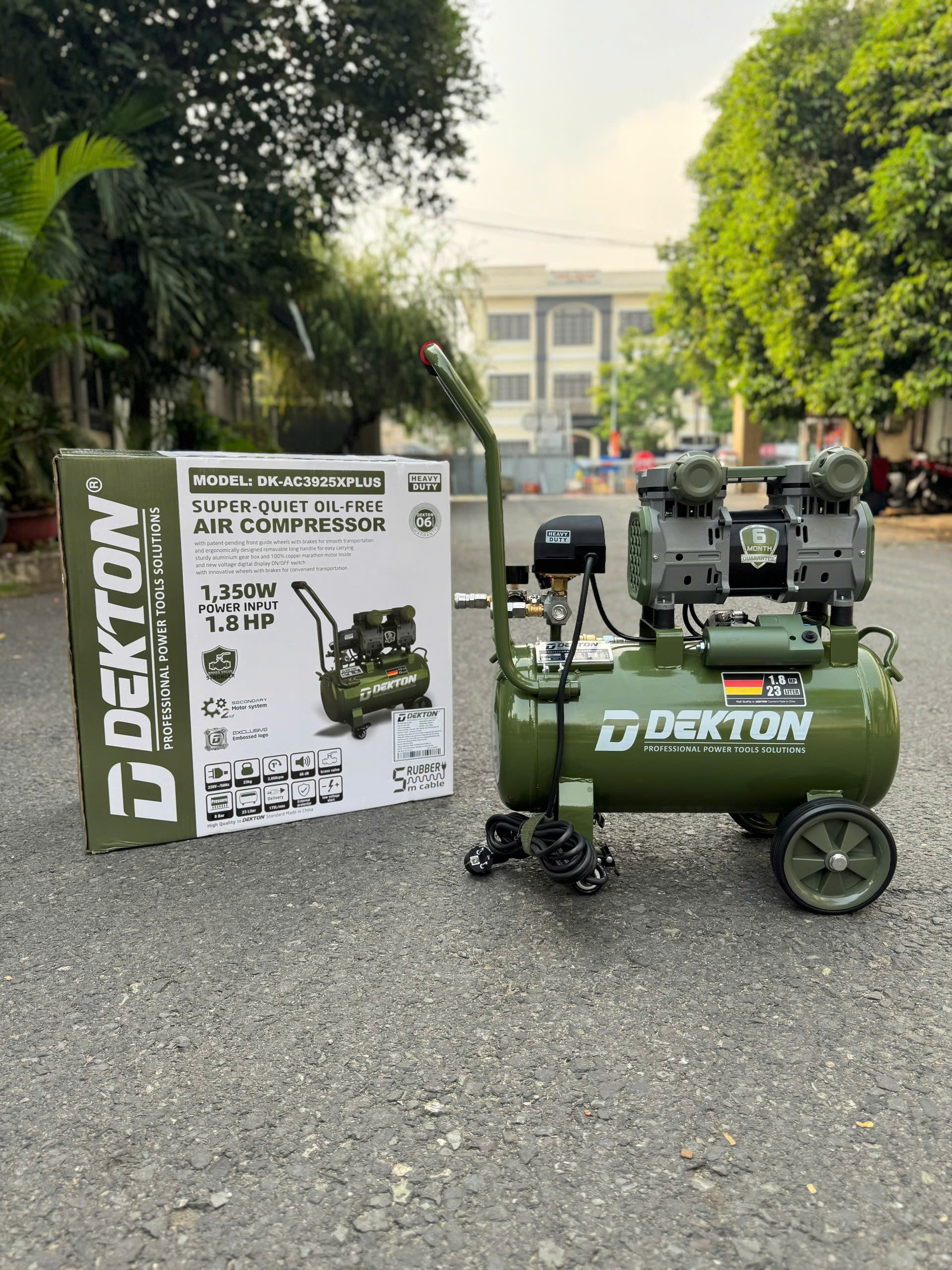 Máy nén khí không dầu 23L DEKTON DK-AC3925XPLUS (CS 1350W)