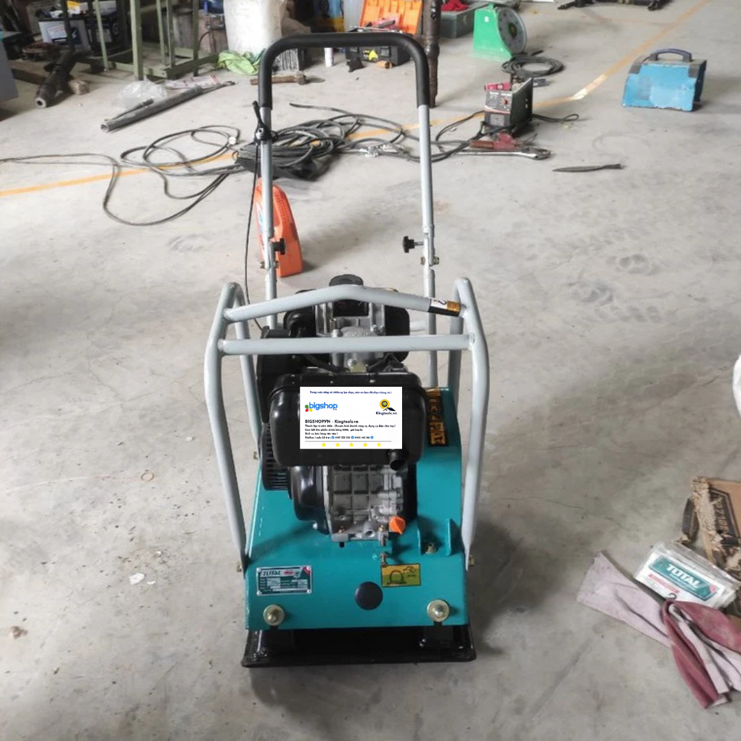 Máy đầm nén nền bê tông dùng xăng 4.8kW TOTAL TP7100-2