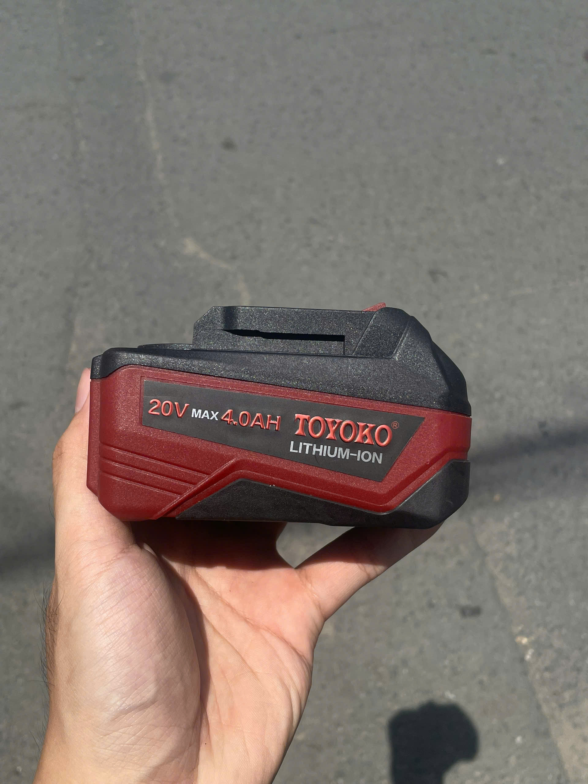 Pin 21V/4.0Ah TOYOKO PIN002 (10 Cell, dòng Pro)
