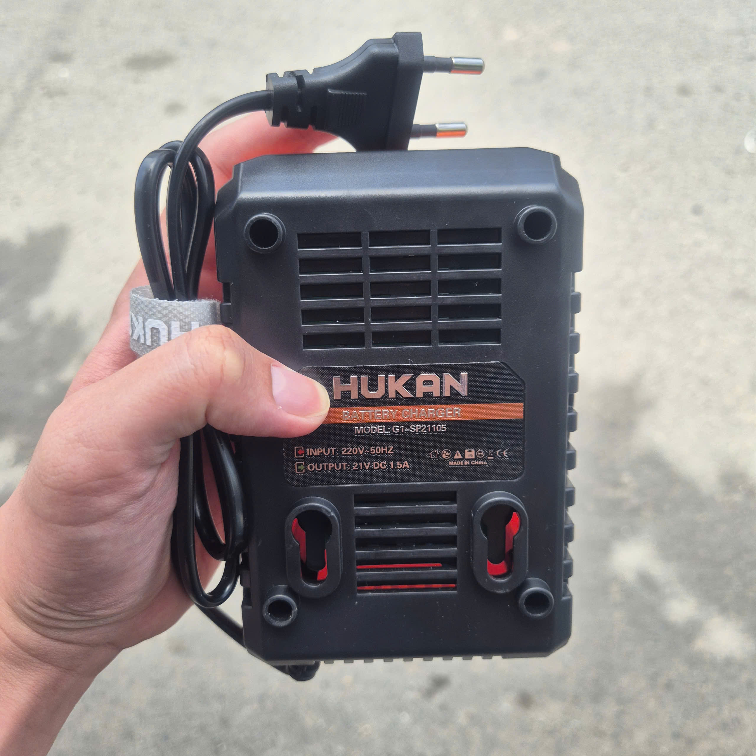 Sạc pin HUKAN G1-SP21105 (GEN 1) - 21V DC, 1.5A