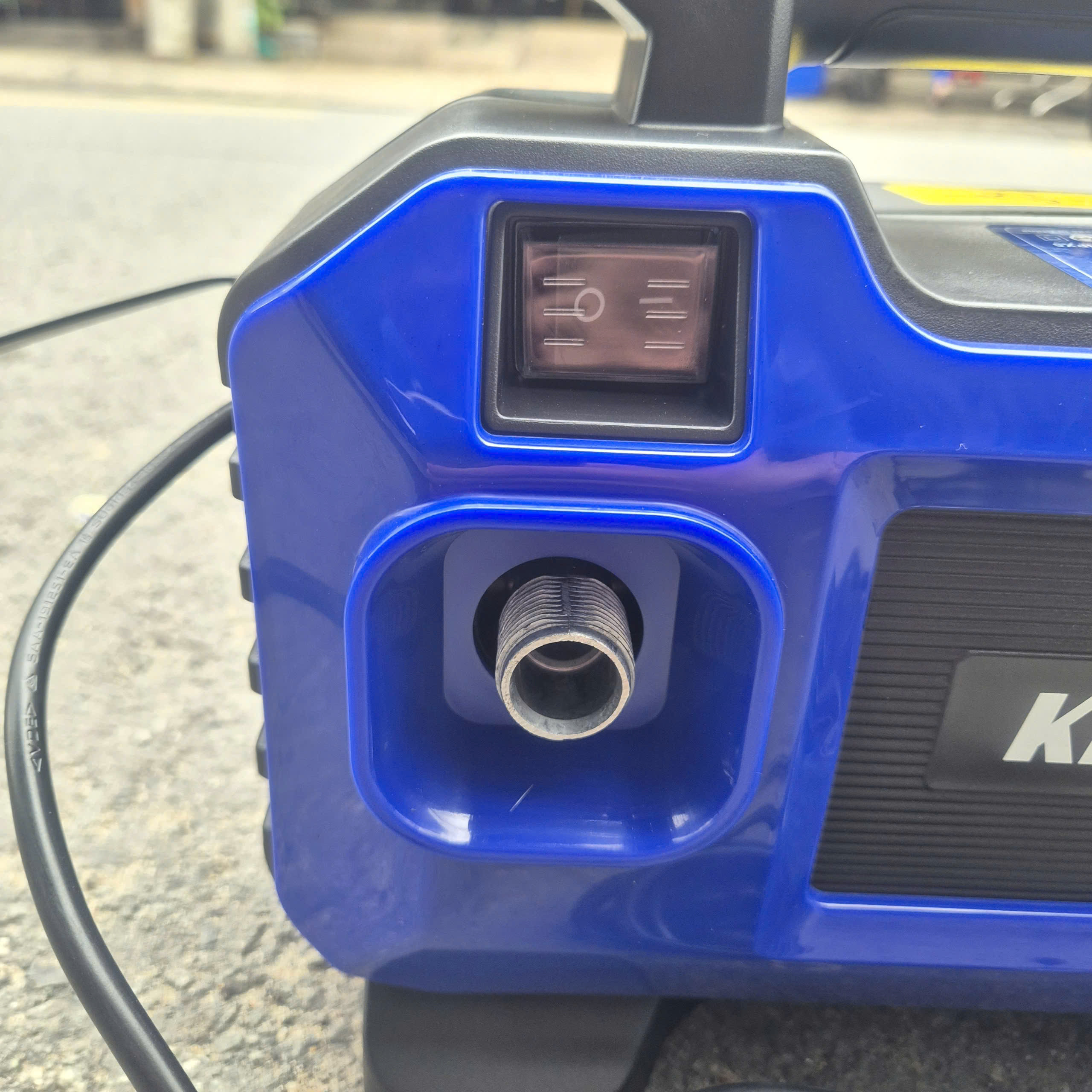 Máy rửa xe áp lực cao KINGBLUE KBA-UL1200 (Công suất 1200W)