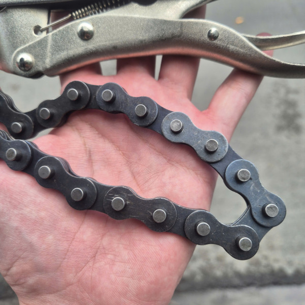 Kềm bấm xích mở ống 10.5 inch TOTAL THT1941003