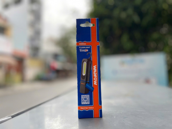 Đèn pin 320Lm WADFOW WFL7508