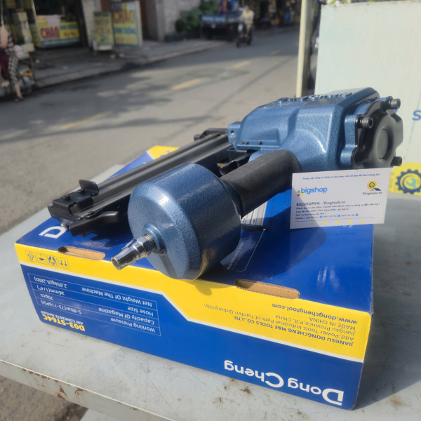 Máy bắn đinh bê tông Dongcheng D03-ST64C