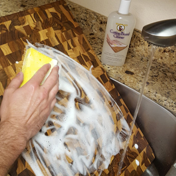 Nước lau sạch đồ gỗ nhà bếp Howard Cutting Board Cleaner CBC012