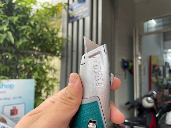 Dao cắt tiện dụng TOTAL TG5126101