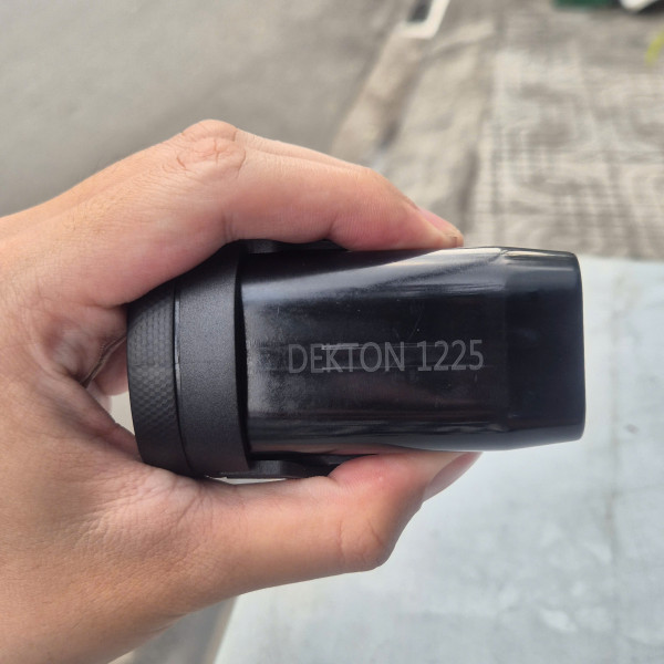 Pin 2.5Ah DEKTON D16-B2500TP