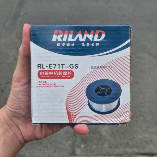 Dây hàn lõi thuốc RILAND 1KG 0.8MM 