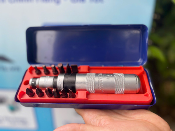 Bộ tua vít đóng KINGBLUE KV10-13