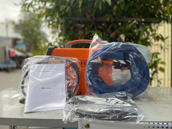 Máy hàn điện tử 220V FEIFANKE TIG-250 (22170301700)