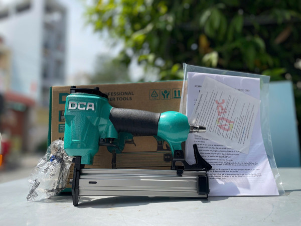 Máy bắn đinh thắng DCA  A03-F30 , đinh 3cm