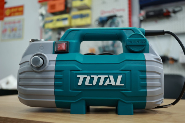 Máy Xịt Rửa 1500W 100Bar Total TGT112362