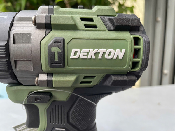 Máy khoan pin 21V Dekton M21-ID13160PROMAX, 160N – 3 chế độ, chống lật cổ tay