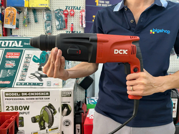 Máy khoan búa 3 chức năng 800W 26mm DCK KZC05-26B