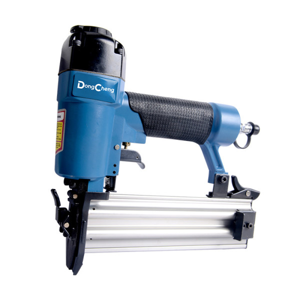 Máy bắn đinh DongCheng DF50