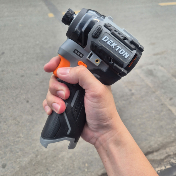 Thân máy vặn vít Dekton D16-CV180PRO (Gen 3 Pro), 180N