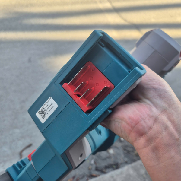 Máy bắn đinh bê tông pin 42V TOTAL TCNLI420602 - 2 pin 2.5Ah và sạc