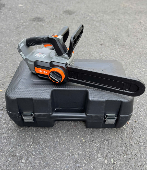 Máy Cưa Xích Pin 21V Dekton M21-CX12PRO, là, 12