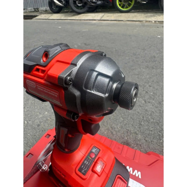 Máy siết vít pin 21V Oshima SV21V-NG260N-D3