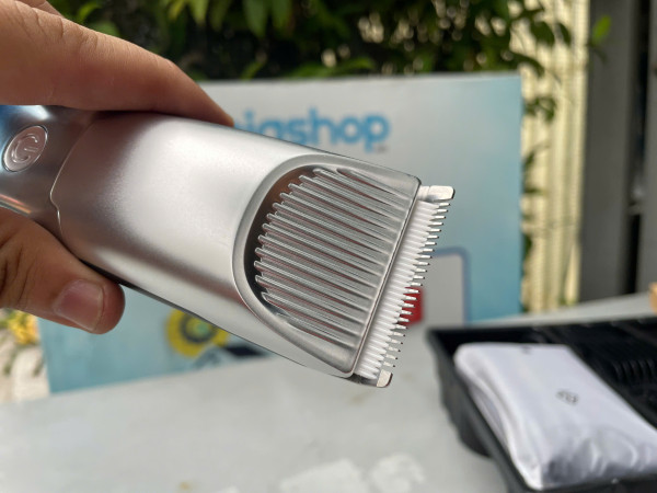 Tông Đơ Hớt Tóc CoClear HC5216